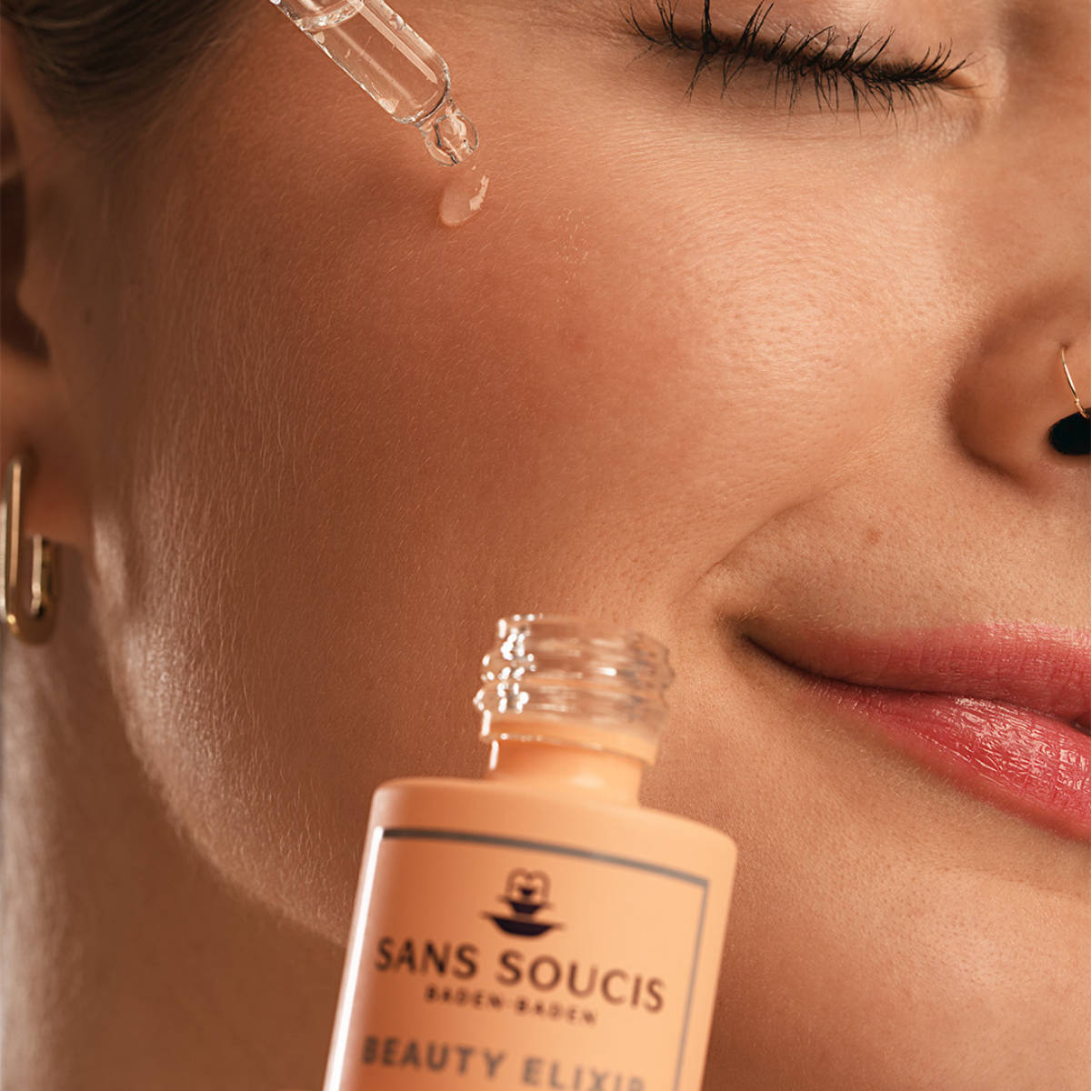 sans-soucis-beauty-elixir-10-vitamin-c-serum-15-ml-glow image 6