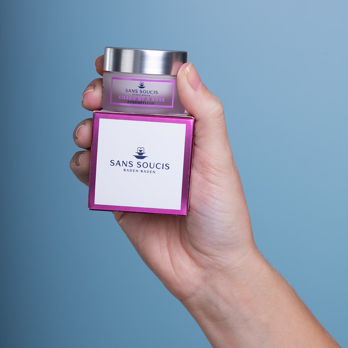 sans-soucis-kissed-by-a-rose-augenpflege-augencreme-15-ml image 2